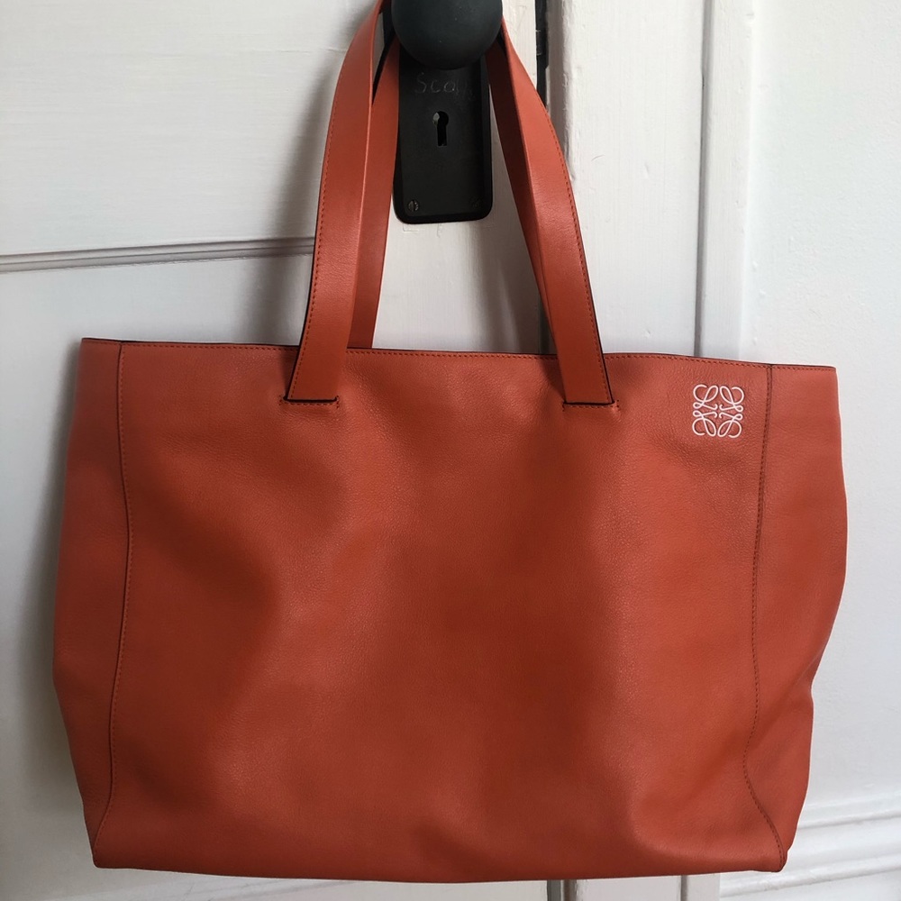 Loewe T Shopper Tote